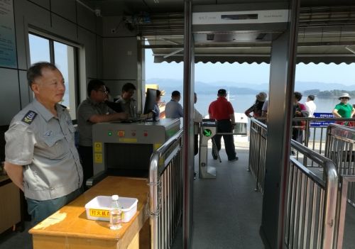 天眼X光安檢機(jī)在旅游景點(diǎn)